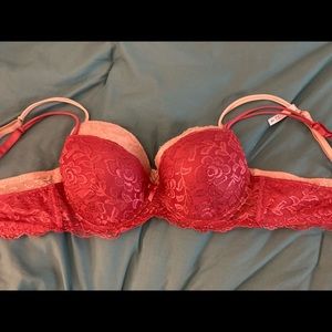 2 Pink Lace Push-up Bras